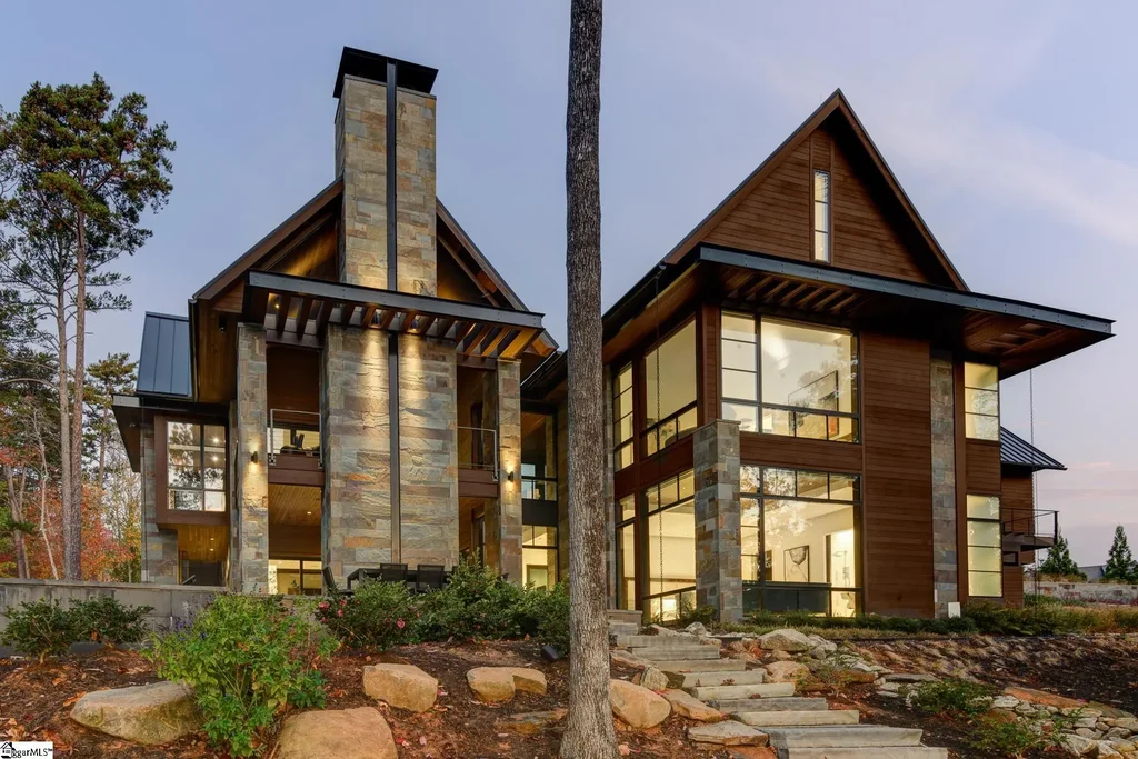 425 Peninsula Ridge, Sunset