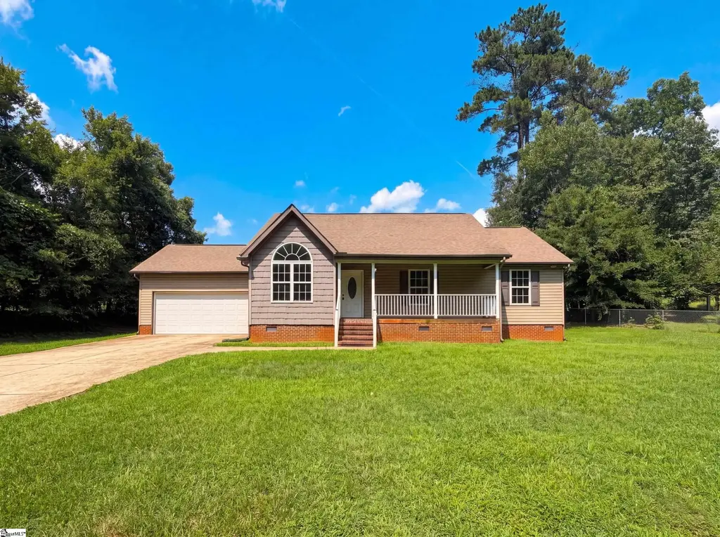 116 Fernwood Drive, Easley