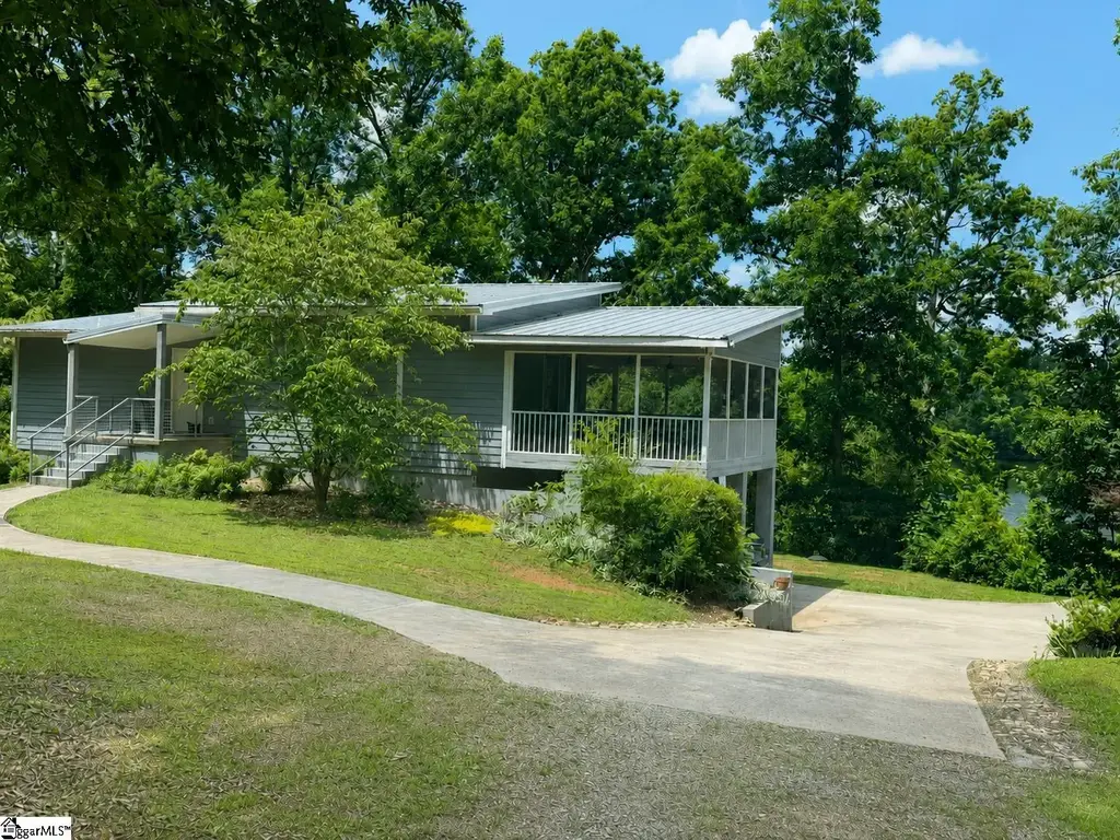 364 Buck Creek Road, Chesnee