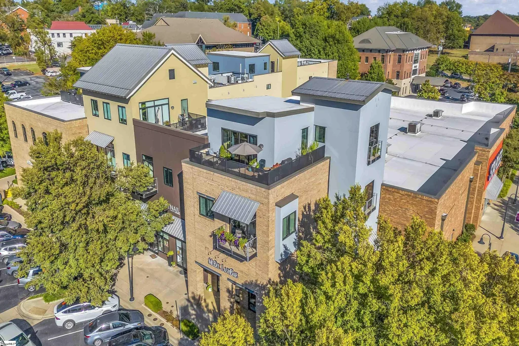 500 E Mcbee Avenue #5202, Greenville