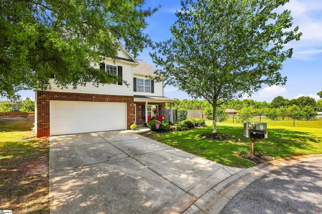 113 Fox Den Lane, Simpsonville