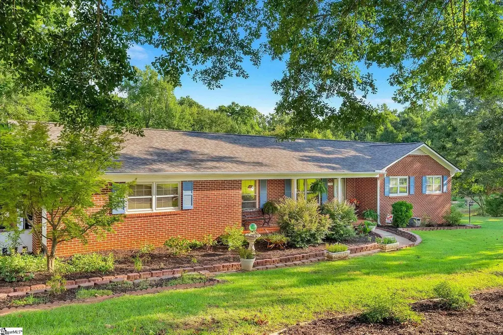 1704 Saluda Dam Road, Easley