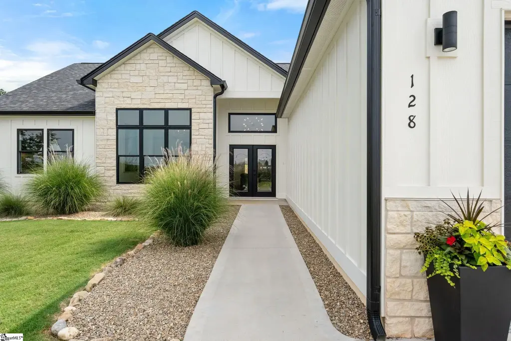 128 Cothran Road, Inman