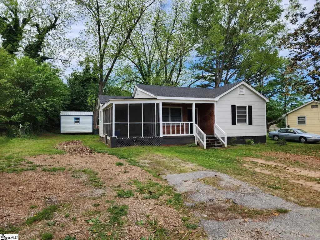 112 Caroline Street, Spartanburg
