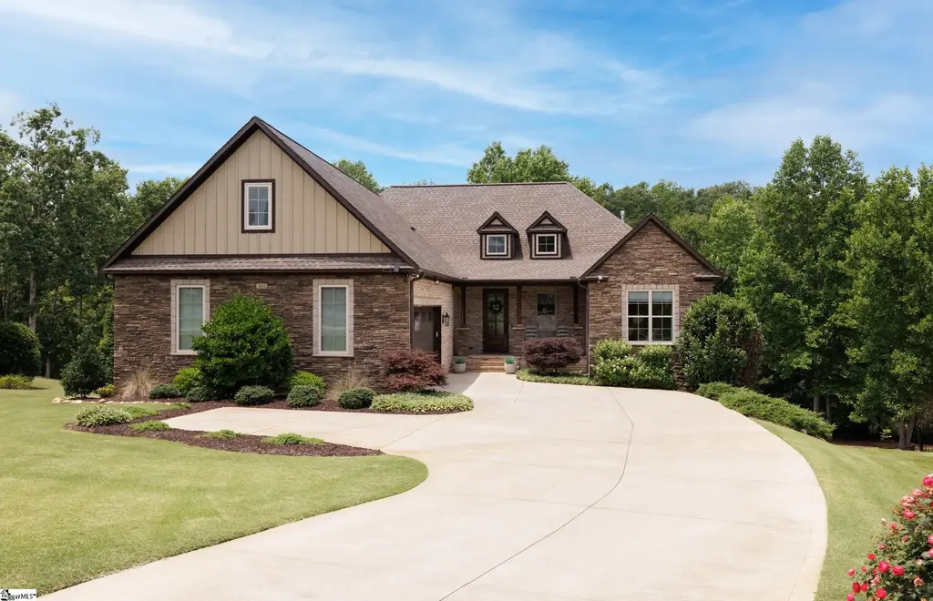 383 Island Green Lane, Inman