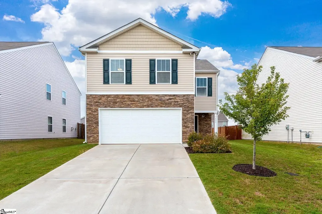 132 Boxbury Way, Fountain Inn
