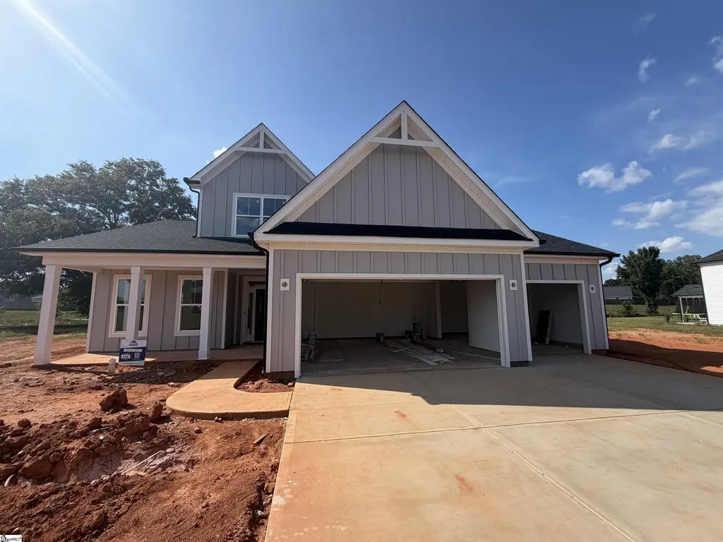 210 Kayfield Farms Drive, Anderson