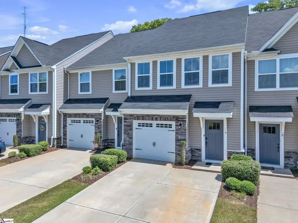 4 Willomere Way, Simpsonville