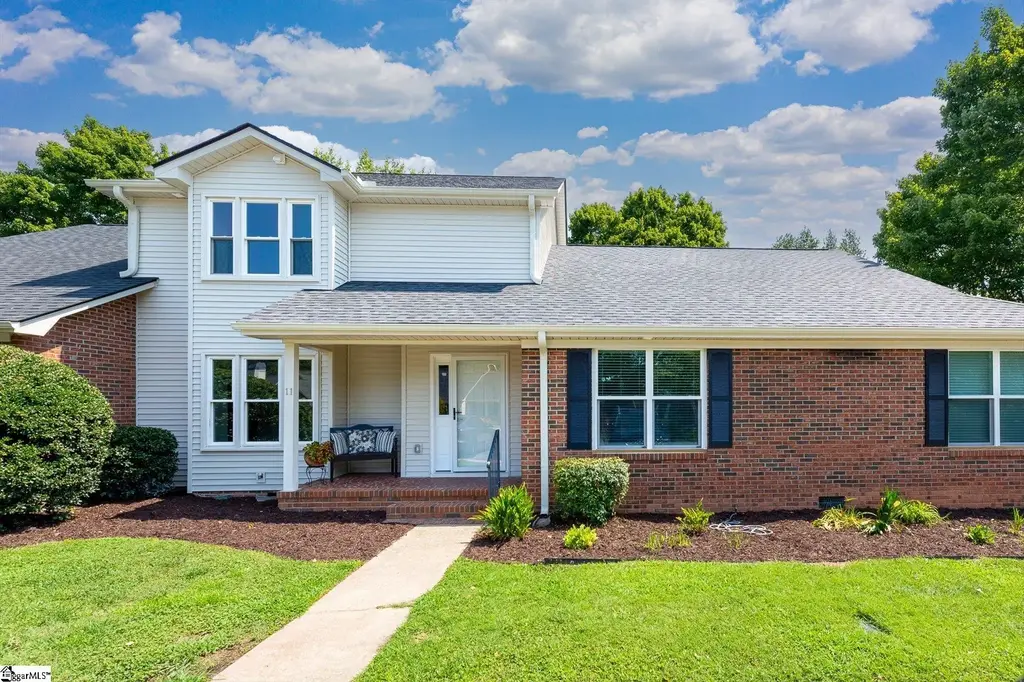 11 Hillington Place, Greer
