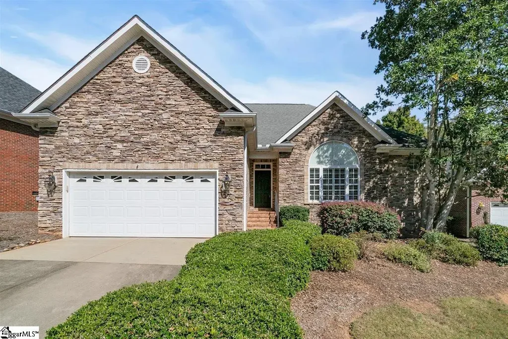 105 Wineberry Way, Greenville
