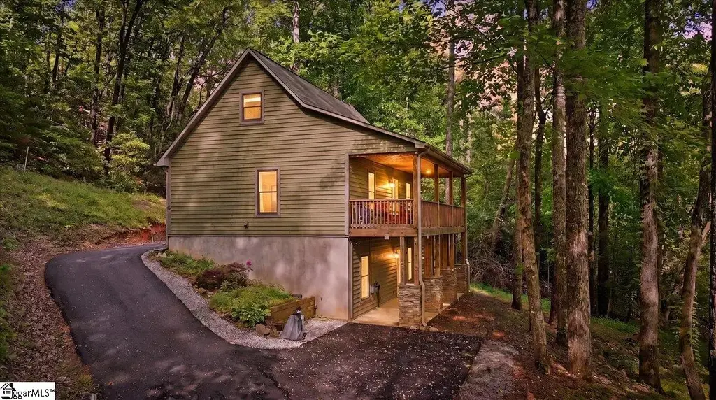 4 Matthews Creek Lane, Cleveland