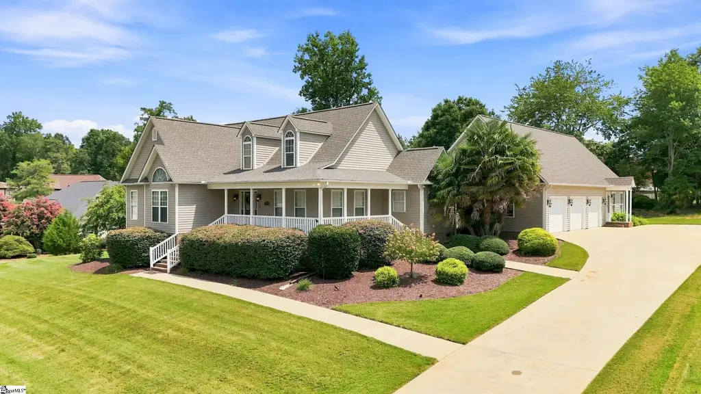 454 Morningmist Drive, Moore