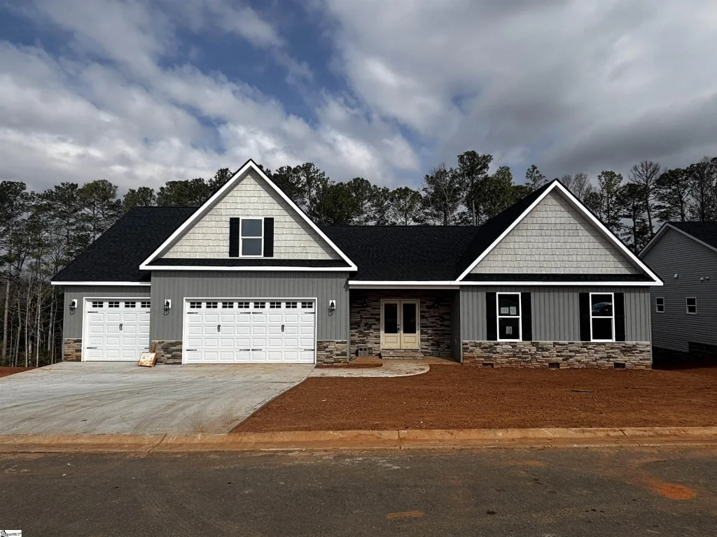 121 Hideaway Lane, Easley