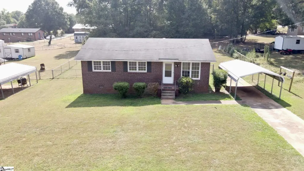 204 E Pinedale Road, Anderson