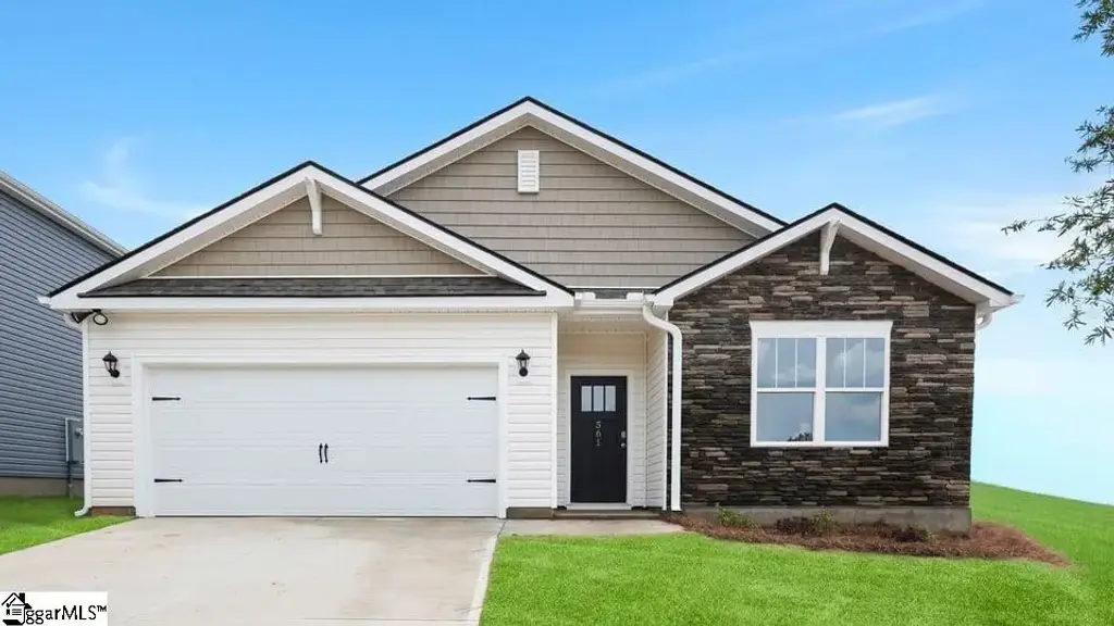 561 Landseer Drive, Landrum