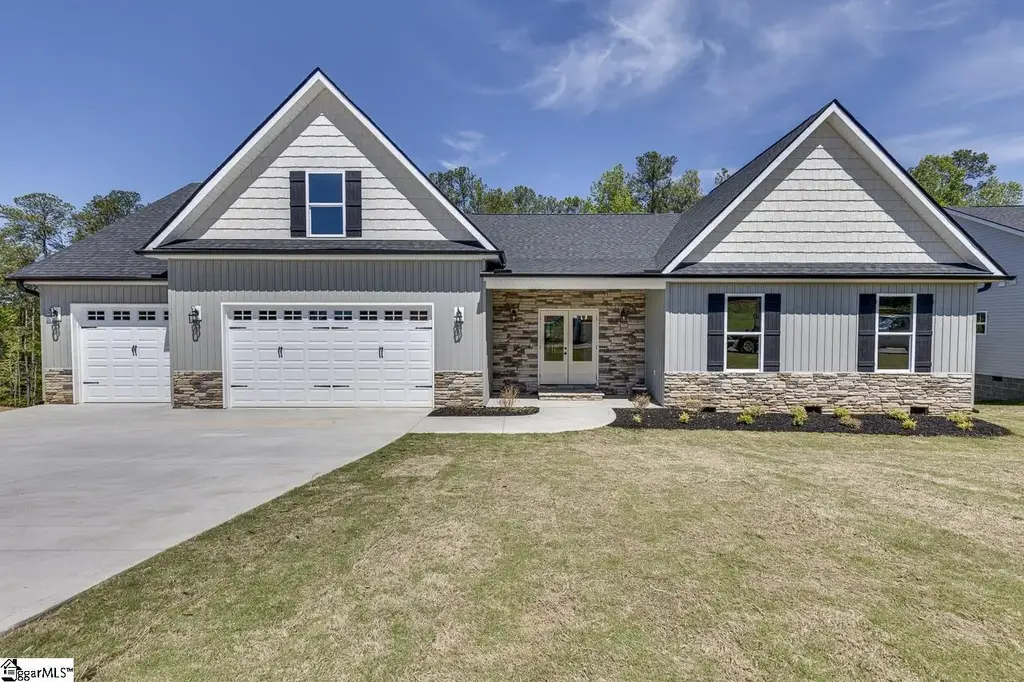 121 Hideaway Lane, Easley