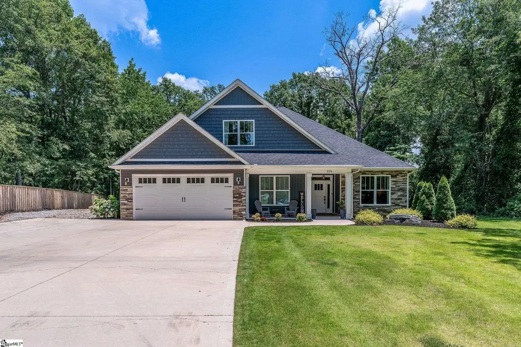 254 N Suber Road, Greer