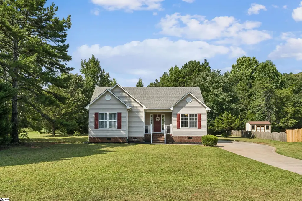 5 Chickadee Drive, Pelzer