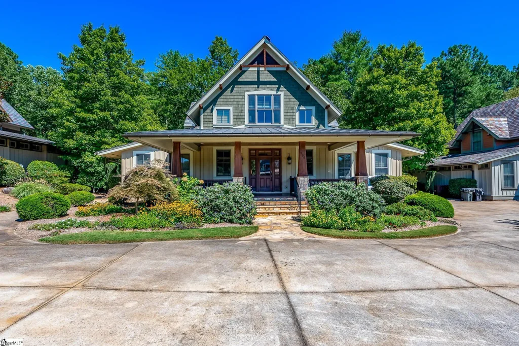 250 Linkside Court, Salem