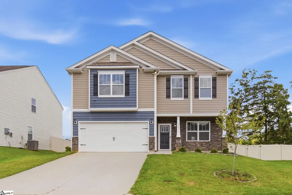 219 Darrowby Way, Simpsonville