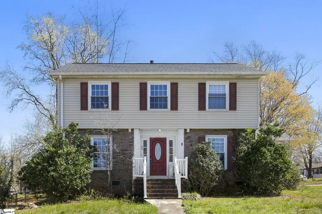 200 Yorkshire Drive, Spartanburg