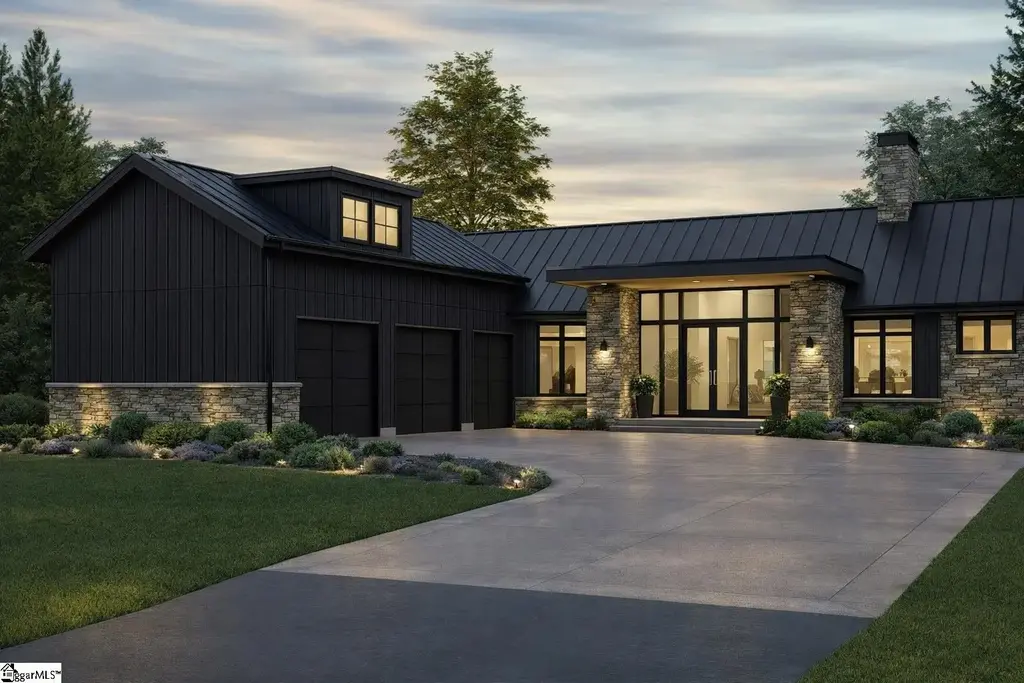 35 Lakes Edge Way, Marietta