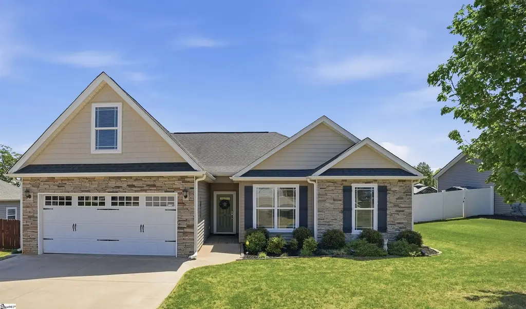 126 Alberta Circle, Piedmont