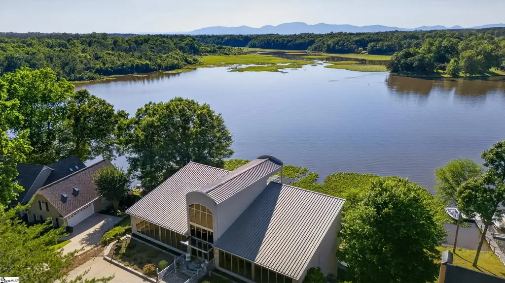 1125 Dickson Road, Campobello