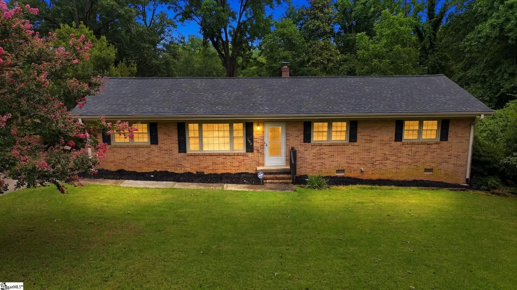 102 Palmetto Drive, Simpsonville