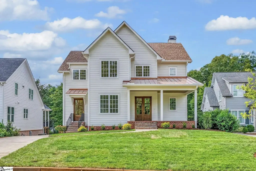 130 Augusta Court, Greenville