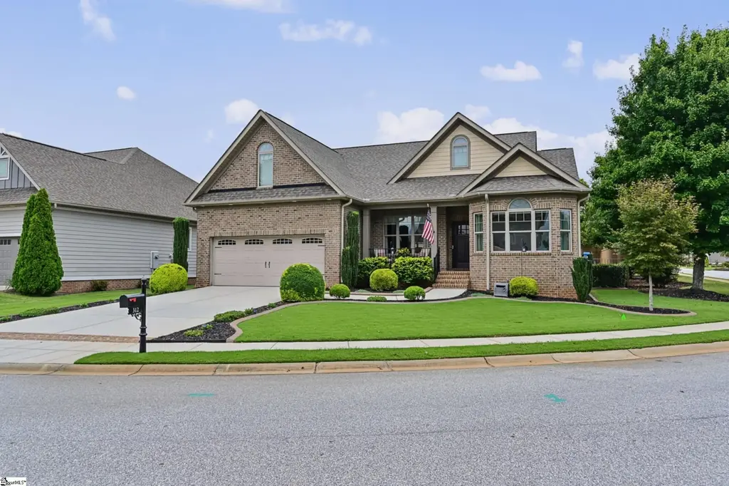 312 Laguna Lane, Simpsonville