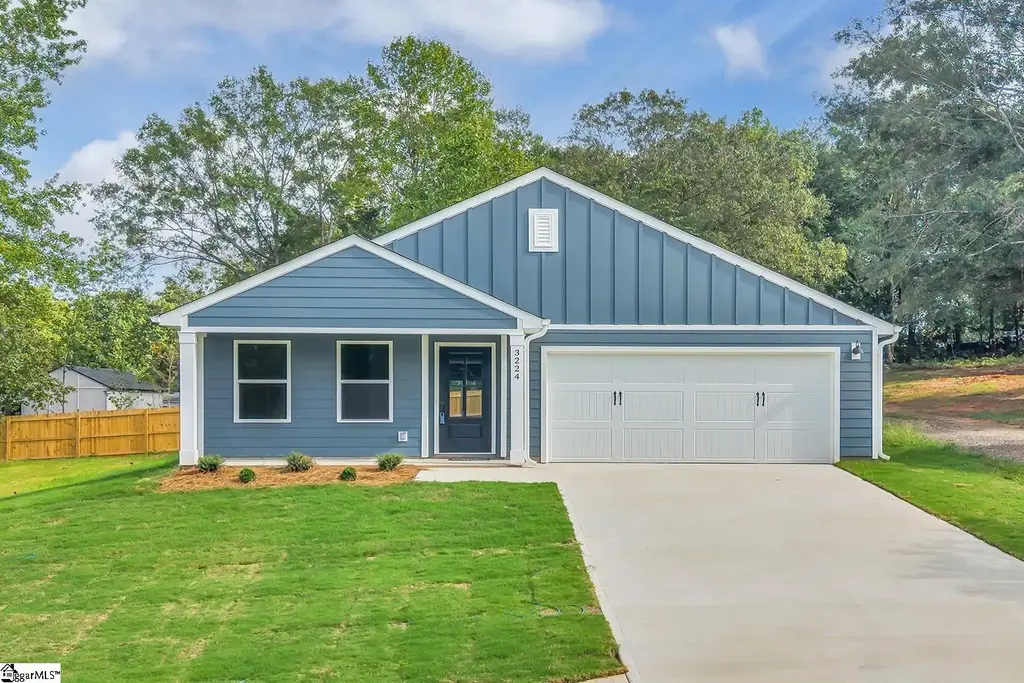 3224 N Highway 101 Lot 3, Greer