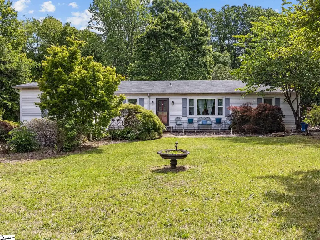 2728 Compton Bridge Road, Campobello