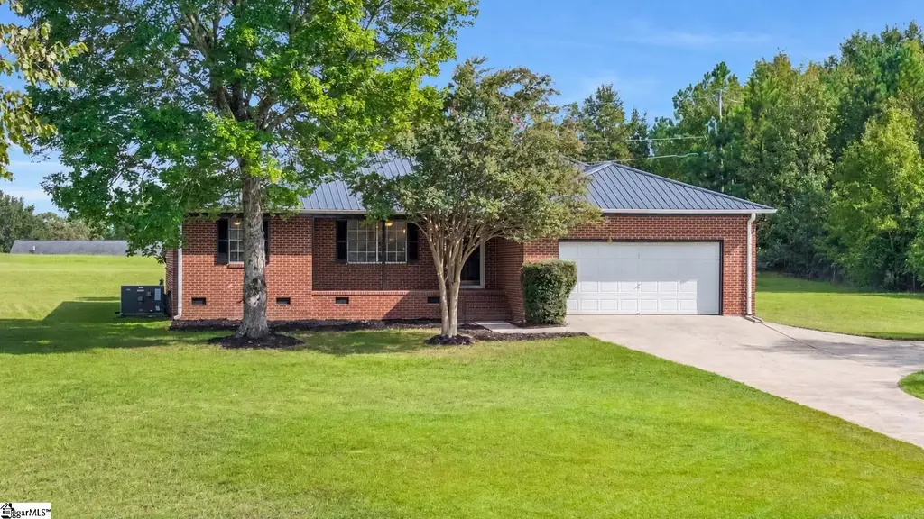 3533 Pelzer Highway, Easley