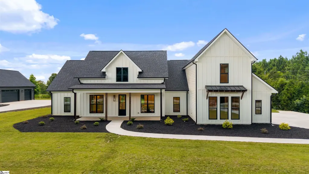 3364 Fairview Road, Fountain Inn