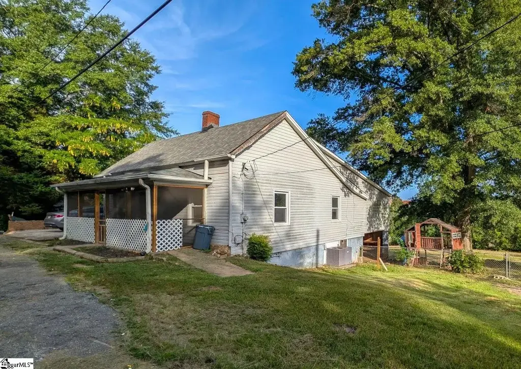 217 Railroad Street, Pickens