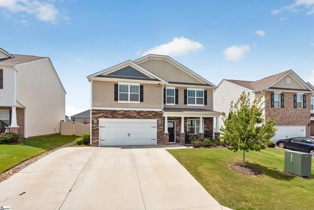 109 Rockway Road, Simpsonville