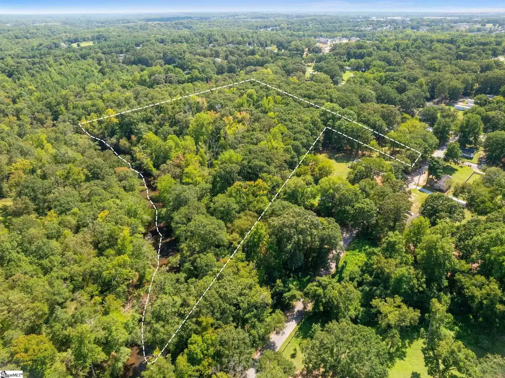 1st Avenue, Greenville