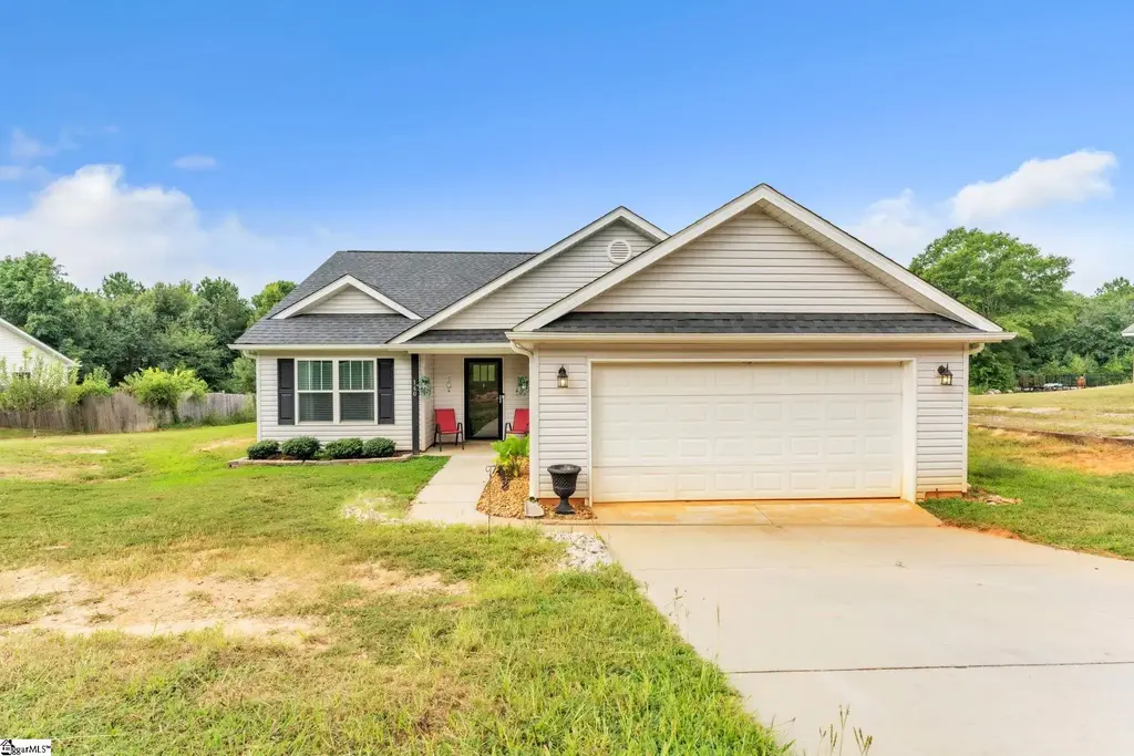 140 Miller Road, Belton