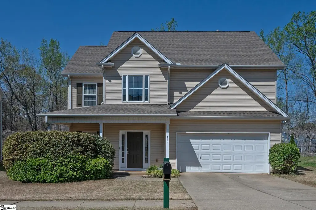 815 Bayshore Lane, Moore
