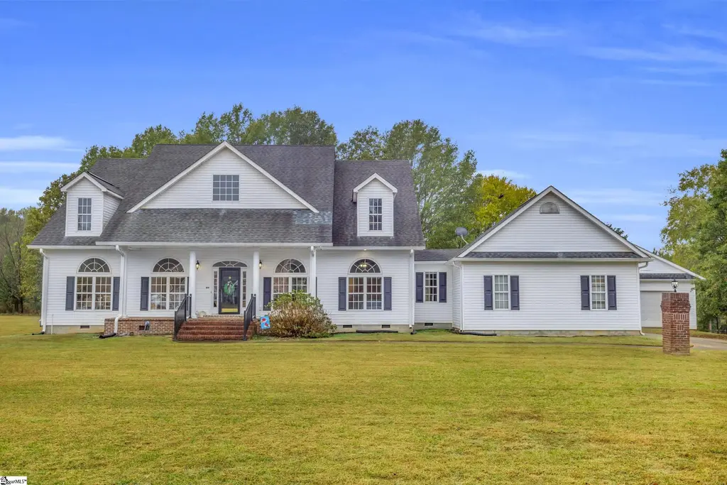 109 Sheila Drive, Williamston