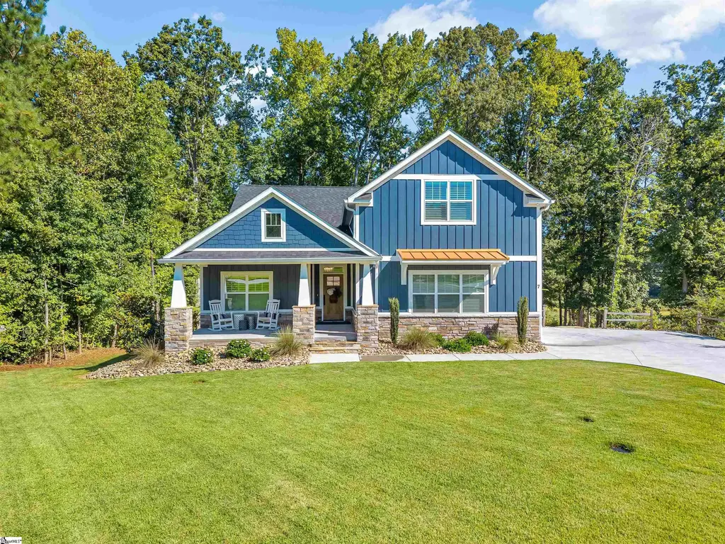 7 Maxfli Court, Travelers Rest