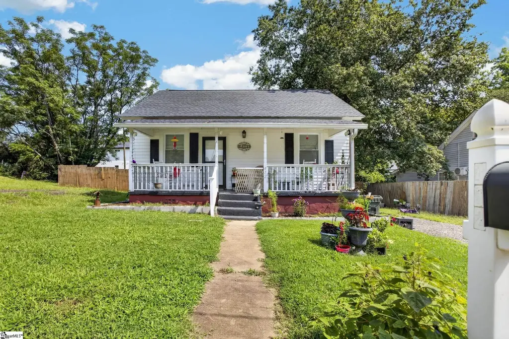 412 Connecticut Avenue, Greer