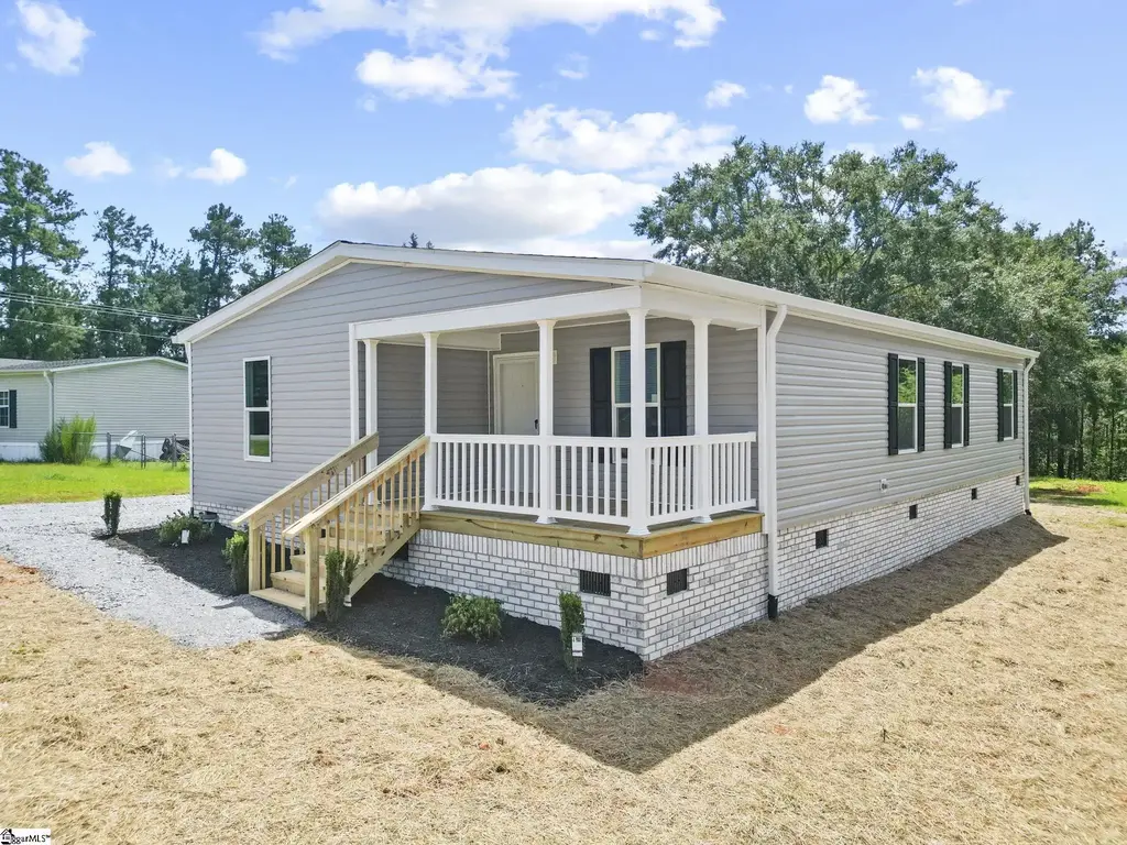 103 Riverview Park, Cowpens