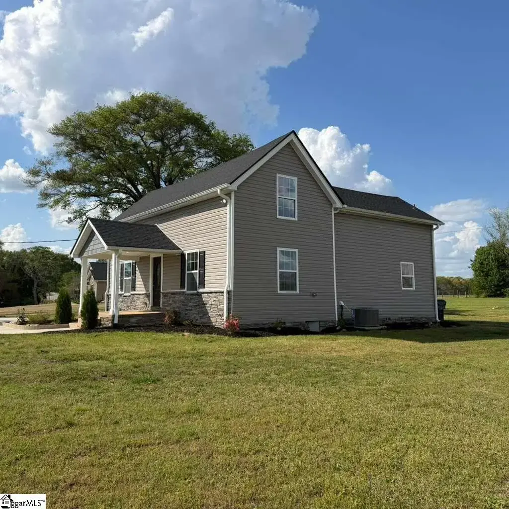 19 Holcombe Road, Piedmont