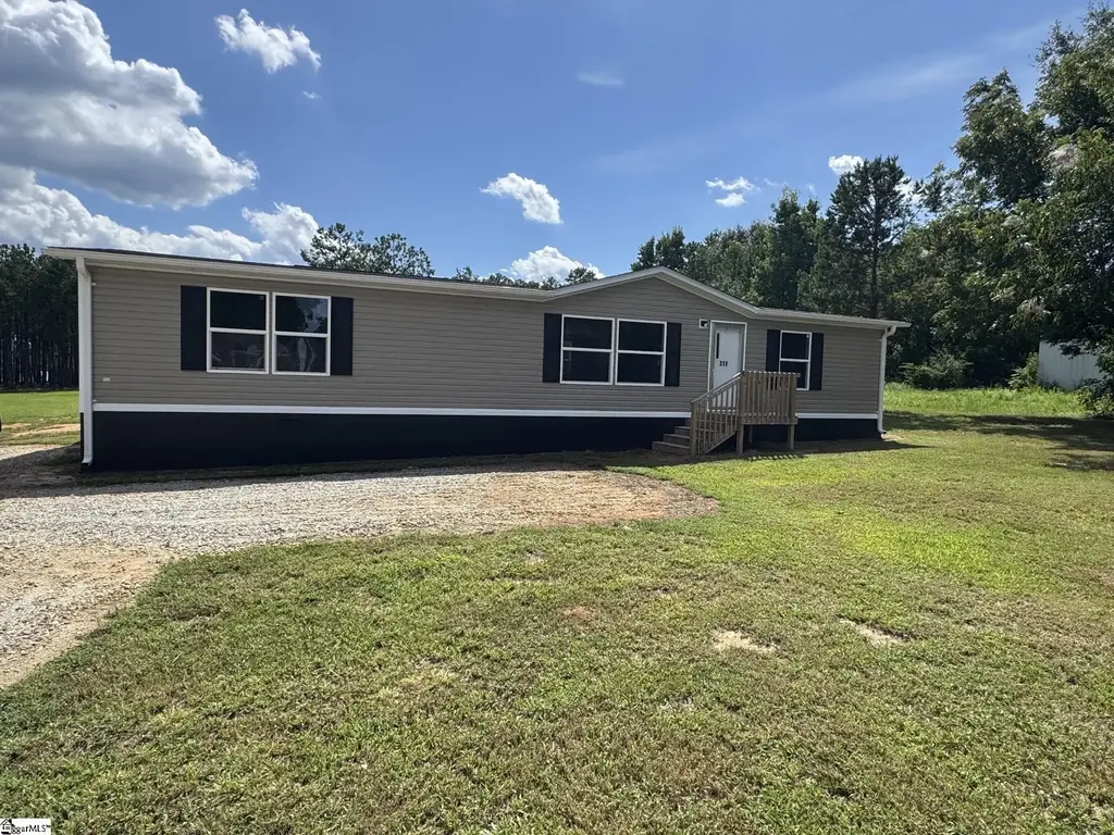 311 Jenkins Bridge Road, Fountain Inn