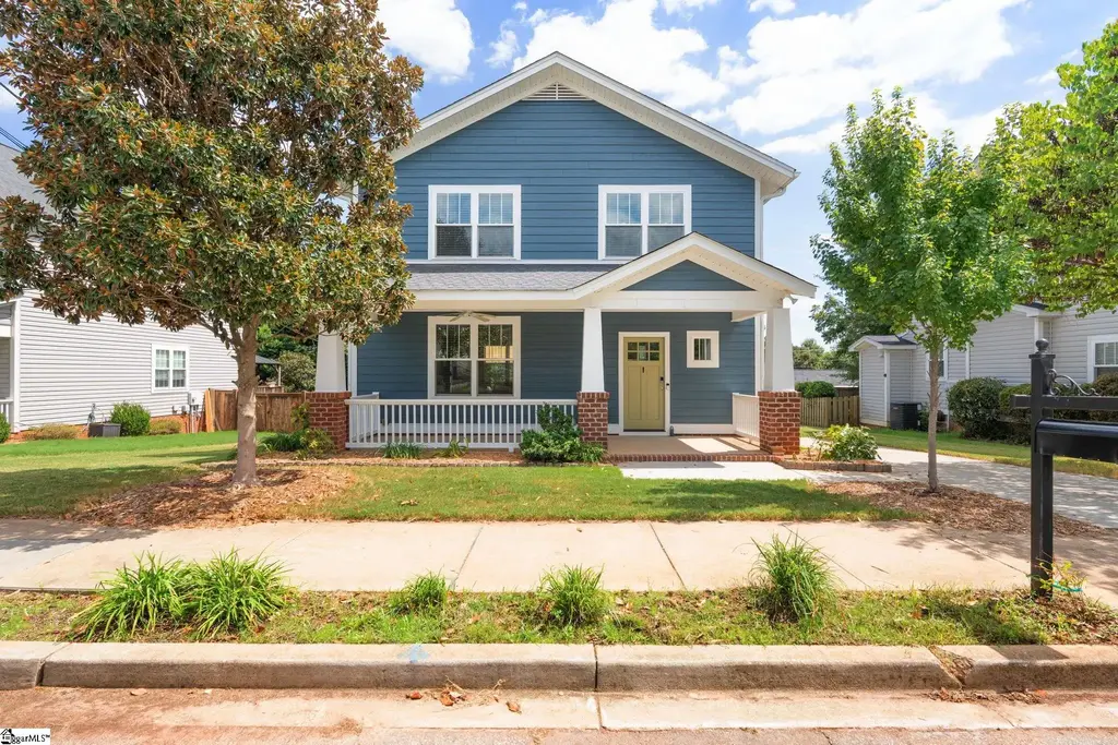 17 Casey Street, Greenville