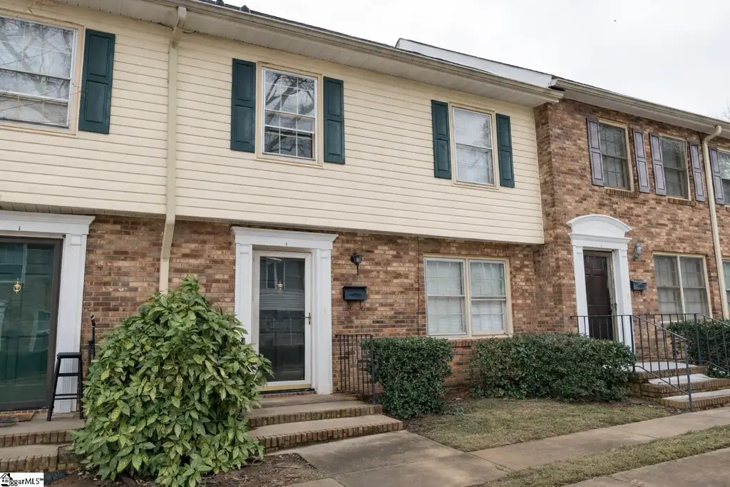 1466 B Dover Road, Spartanburg