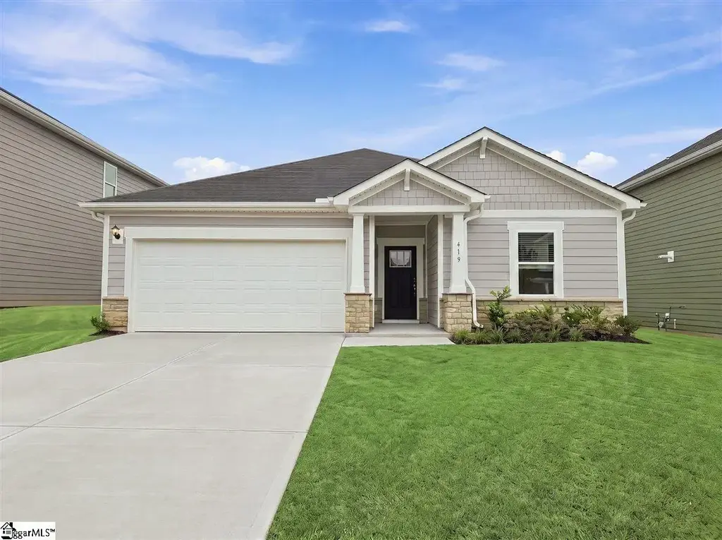 419 Ragland Avenue, Greer