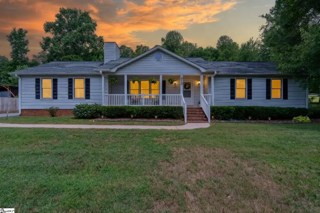213 Pine Meadow Drive, Travelers Rest